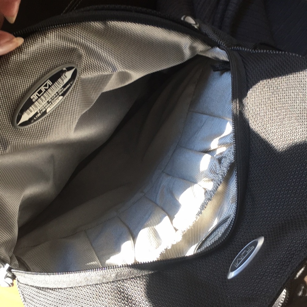 Tumi Backpack - Picture 4 of 10